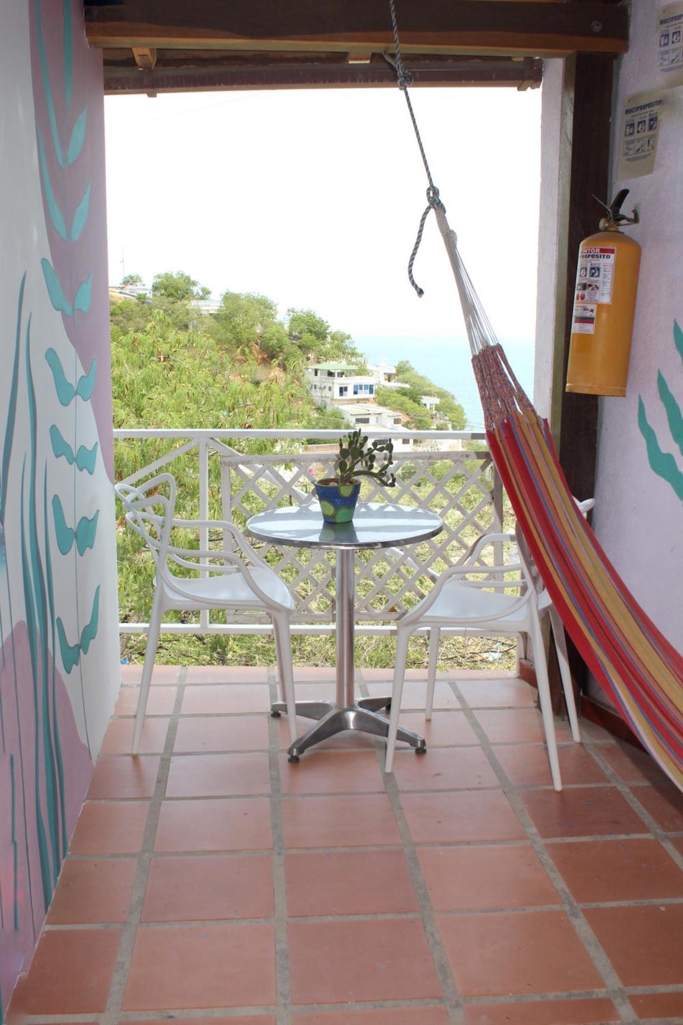 Tayrona Colors Hostel Taganga Buitenkant foto