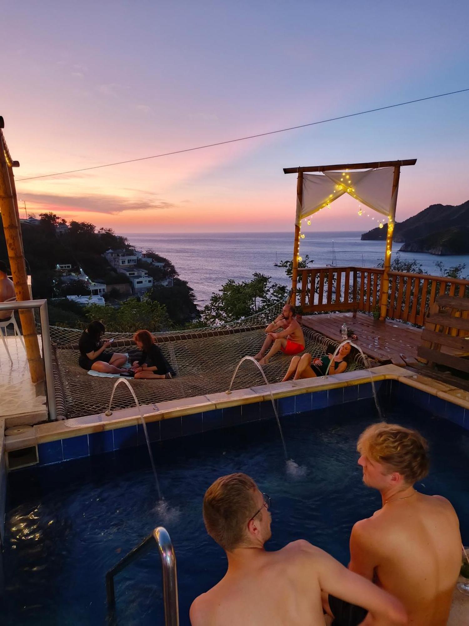 Tayrona Colors Hostel Taganga Buitenkant foto